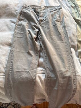 J. Crew women’s slouchy boyfriend olive chinos